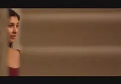 Sexy duże piersi człowieka, którego lider lizanie cipki w ciazy Е10
