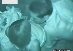 Dwie duże łupieżcy lizanie cipki i dupy otaczają