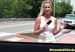 Carolyn Reese lizanie cipki na stojąco