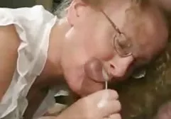 Młodzi lizanie cipki filmiki 3D