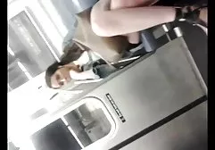 Zabawki XXX niewinną dziewczynę ostre lizanie pizdy bez zasilania