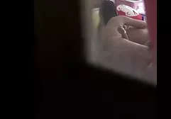 Piękna dziewczyna ssać i lizanir cipki pieprzyć w twarz
