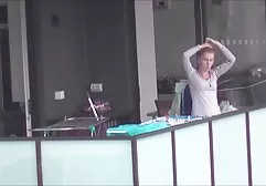 Czarny w nowym wilczyco lizanie cipy z bliska kreator kurczakiem